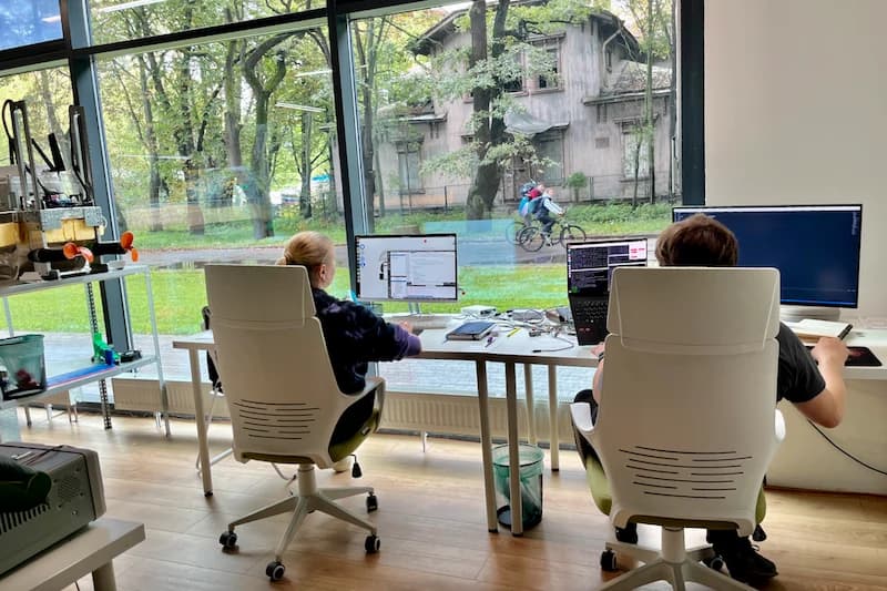 FLYMAR engineers at work in the development studio